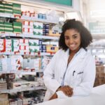 A nova era das farmácias: o papel do farmacêutico na saúde da população 